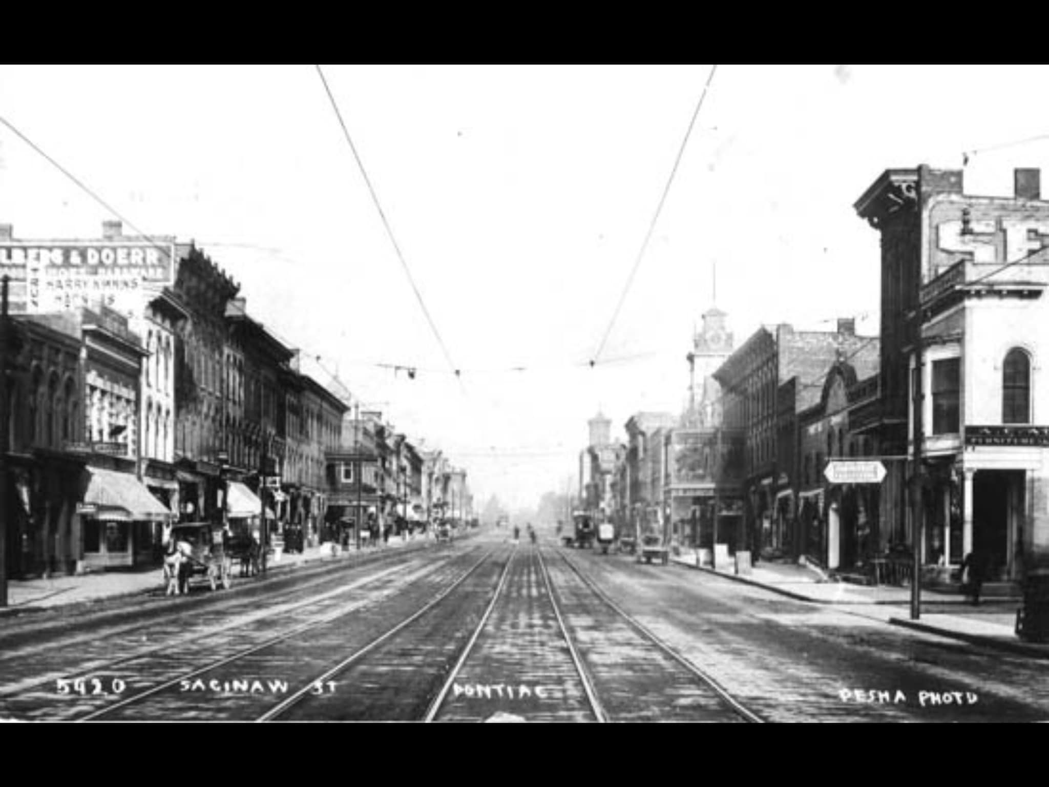 Downtown Pontiac - early 1900s