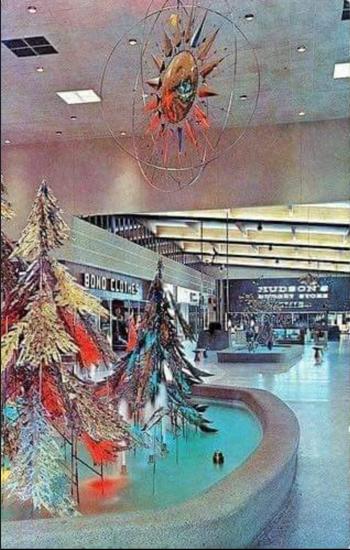 Fountain - Pontiac Mall