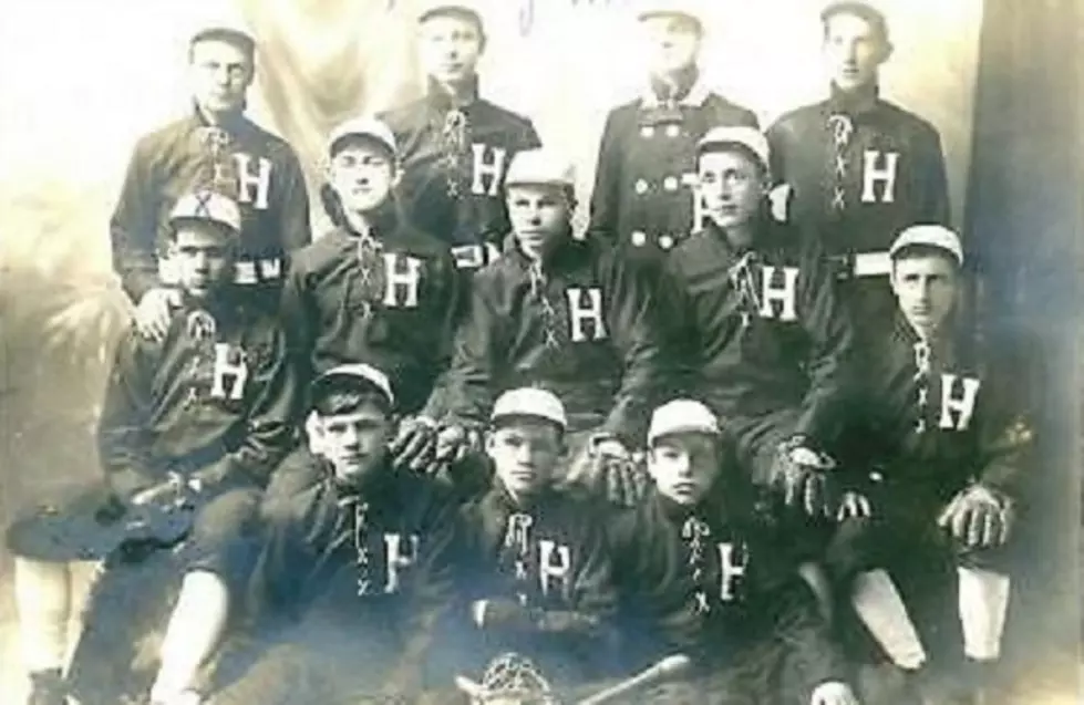 Holly Baseball Team - Holly