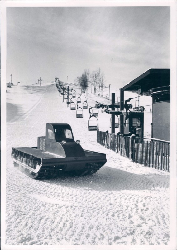 Snow Machine - Holly